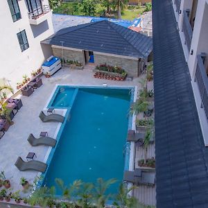 Hotel Pokhara Village & Spa